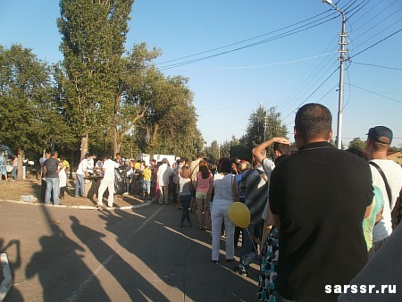 очередь за пловом